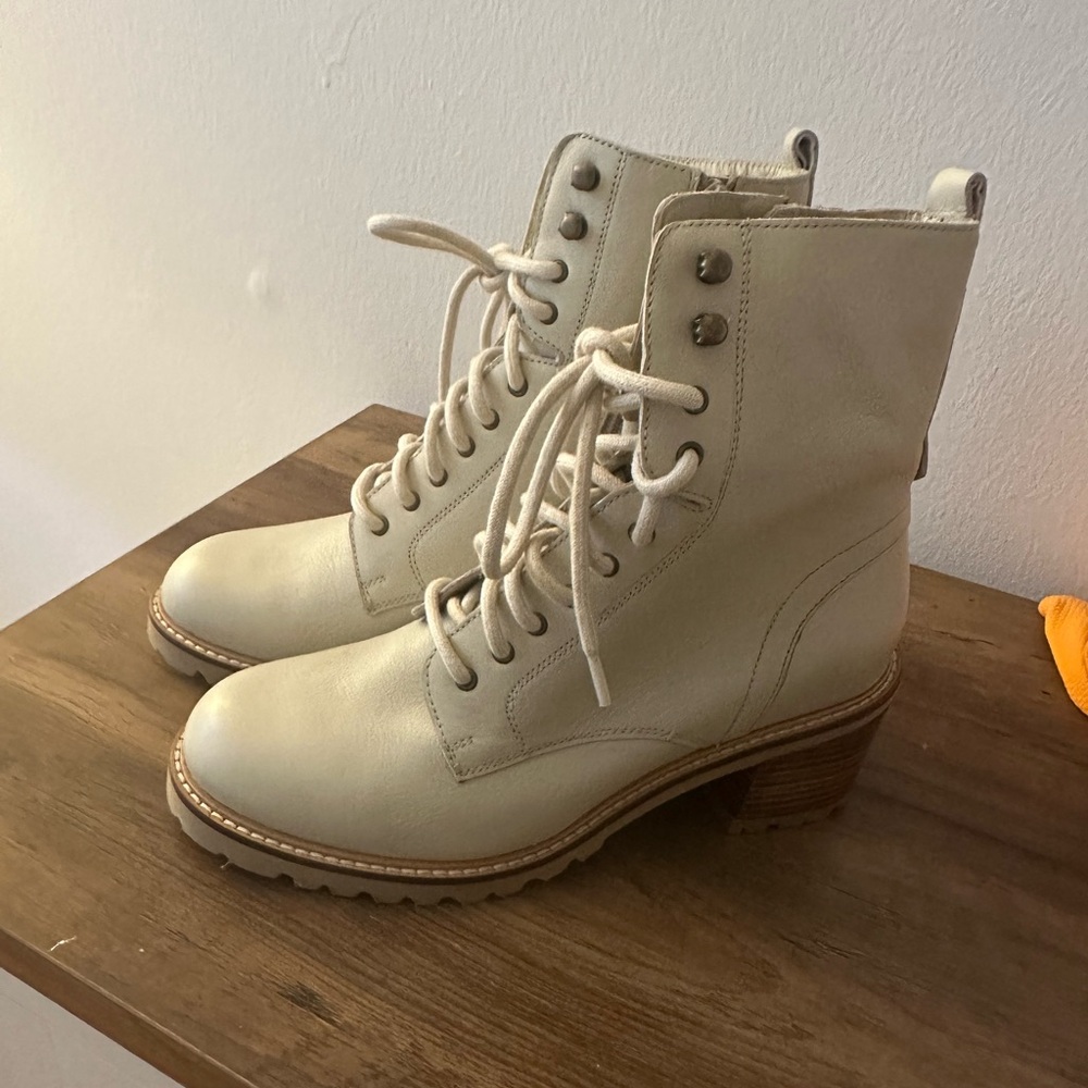 Seychelles Women's Irresistible combat boot